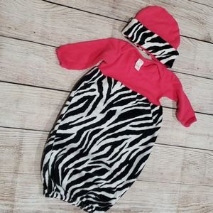 Boutique velvet bodysuit zebra 3-6 month with hat